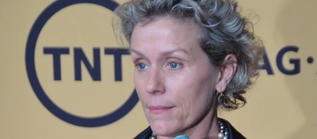 弗朗西斯·麦克多蒙德